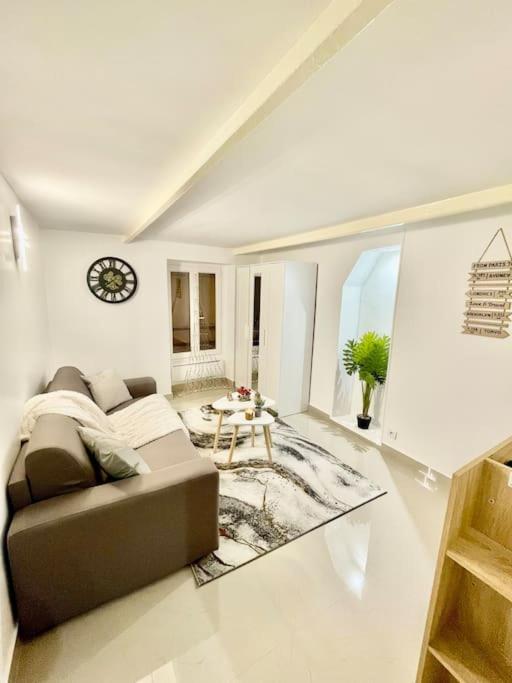 Studio Proche De Paris, Versailles Et La Defense Chaville Extérieur photo